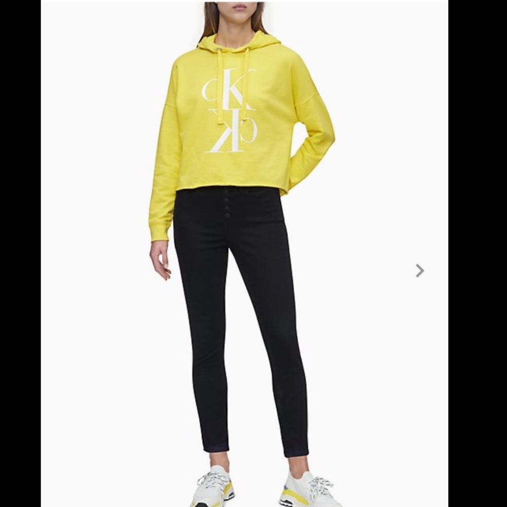 XS- Calvin Klein cropped hoodie - Picture 2 of 11